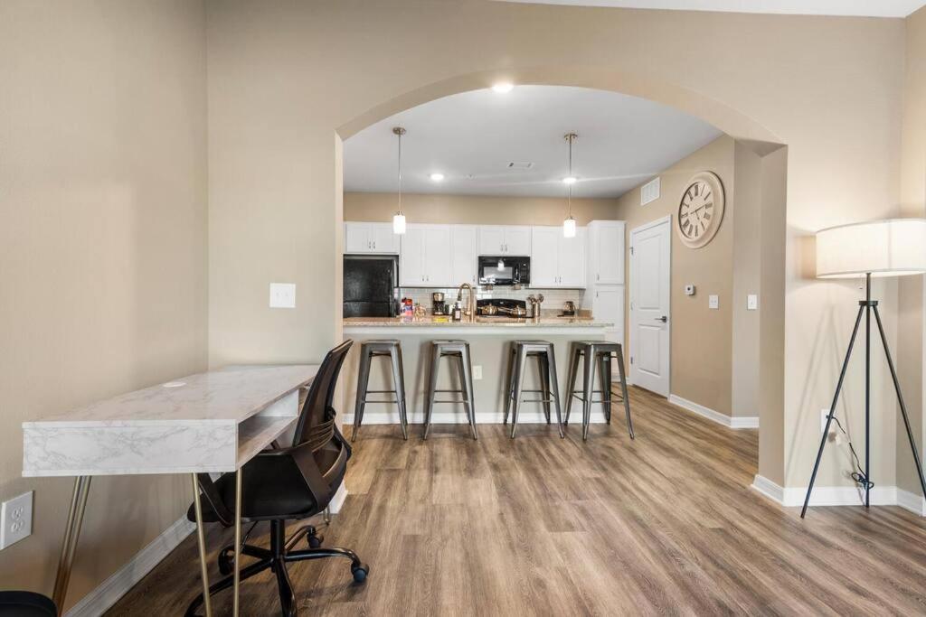 Elegant 2 Bedroom/2 Bath Condo With All Amenities Melbourne Exteriér fotografie